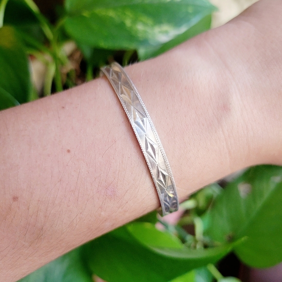 Vintage Old Siam Dainty 925 Sterling Silver Geometric Bangle Bracelet - Picture 3 of 10